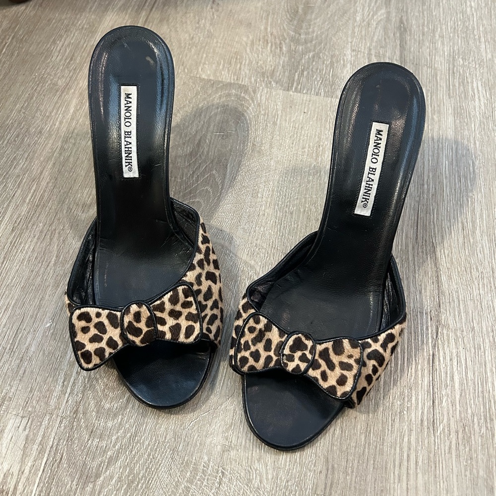 Manolo Blahnik Leopard Print Women's Kitten Heels